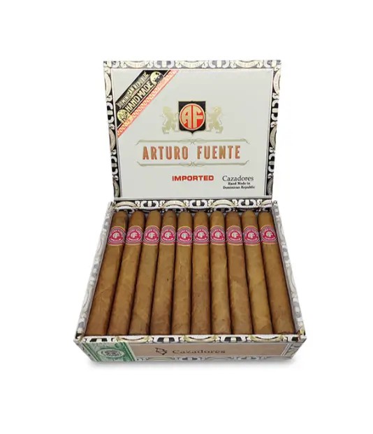 Arturo Fuente Cazadores Cigar — Box of 30