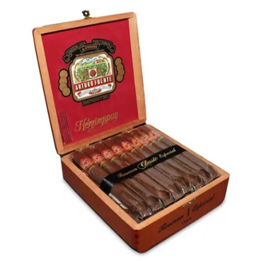 Arturo Fuente Hemingway Classic Cigar — Single