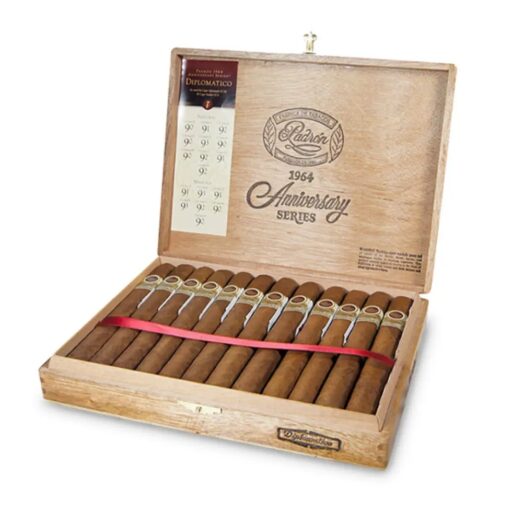 Padron 1964 Anniversary Diplomatico Cigar — Single