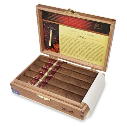 Padron Family Reserve No. 45 Cigar — Single