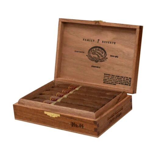 Padron Family Reserve No. 44 Cigar — Single